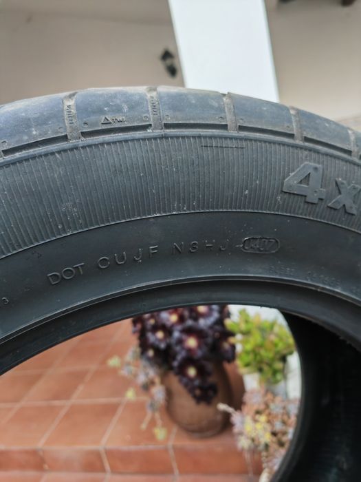Pneu Continental 255/55/R18