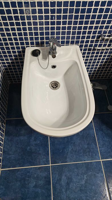 Bidé e sanita - marca Valadares