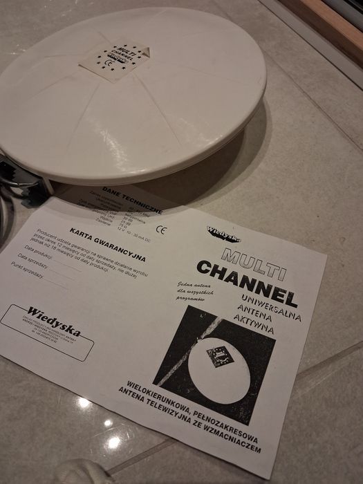 Szerokopasmowa wielokierunkowa antena ze wzmacniaczem Multi Chanel