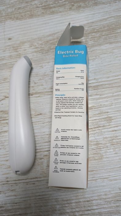 Електричний пристрій для полегшення укусів комах