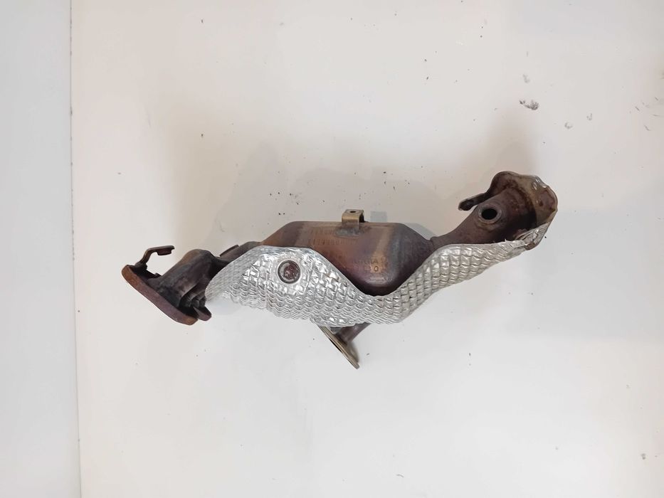 Kolektor Wydechowy Katalizator Toyota Yaris III Hybryda  12/19r