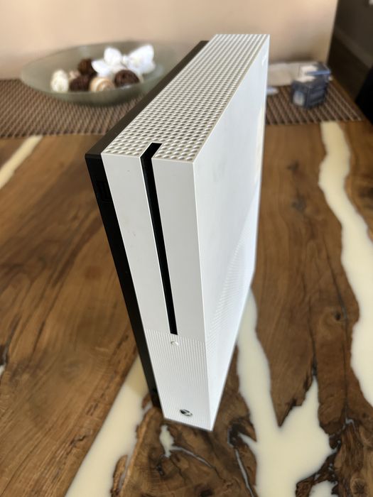 Consola xbox one s 1T