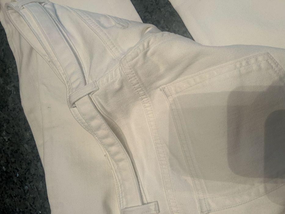 Spodnie jeans Pinko z mega paskiem r.31