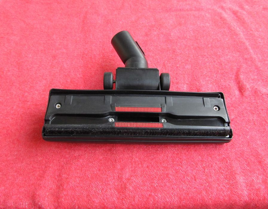 Щетка для пылесоса ковровая, диам.32мм