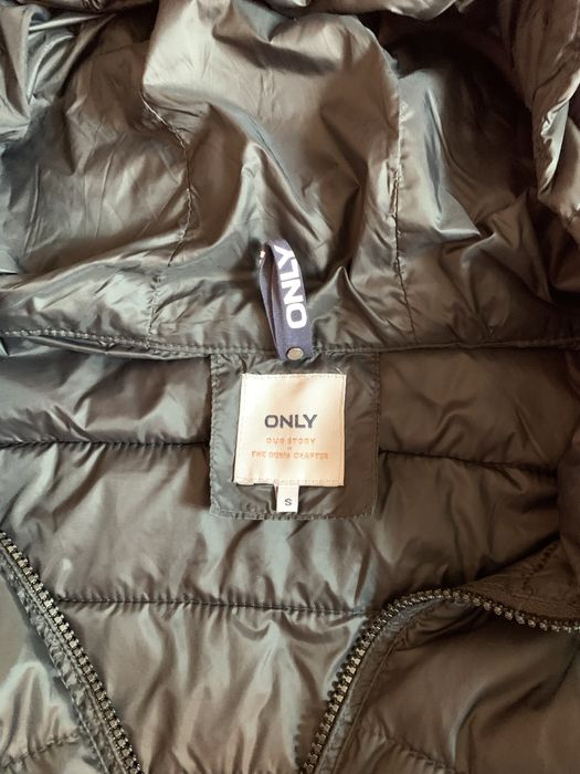 Куртка жіноча р S