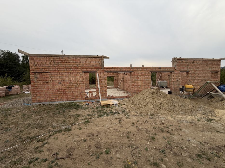 Будинок Duplex 94м2 + піднавіс для авто