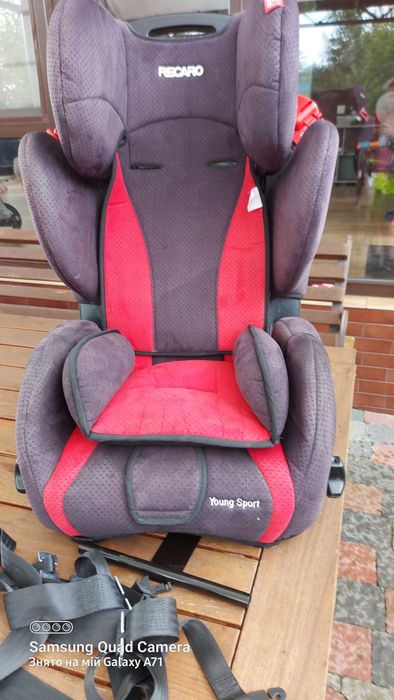 Автокрісло Recaro Yang Sport автокресло  15-36 кг