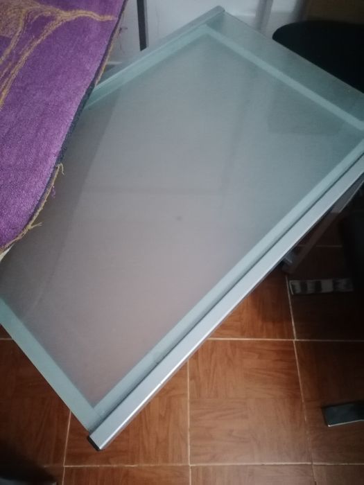 Mesa de trabalho com mesa de apoio vidro fosco