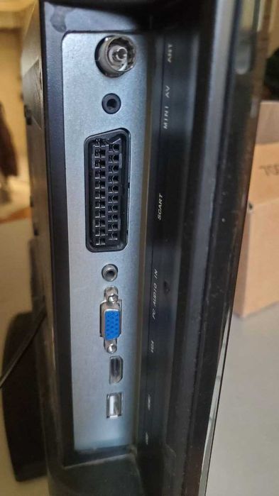 Телевізор Elenberg 19AH4010 (б\в, повністю робочий стан)