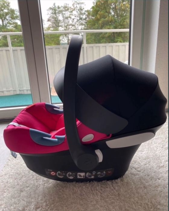 Автокрісло cybex Aton m