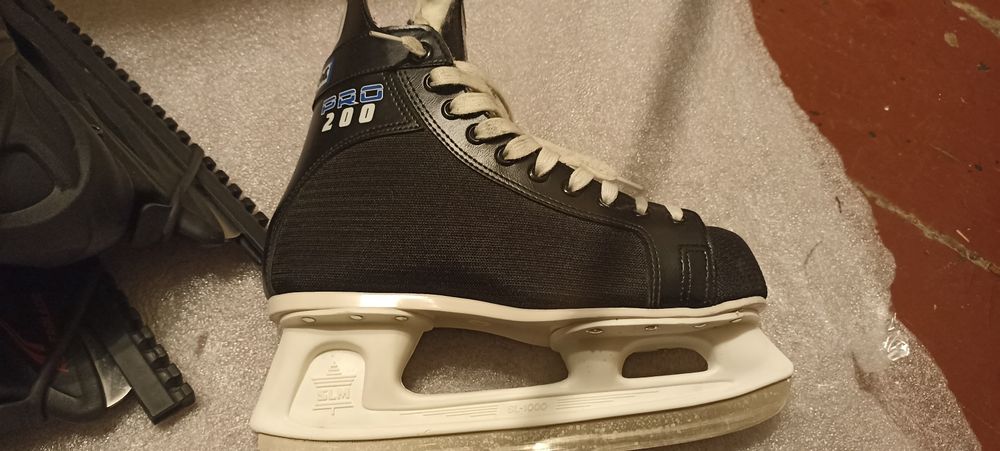 Ковзани ,Коньки 41 42 розмір