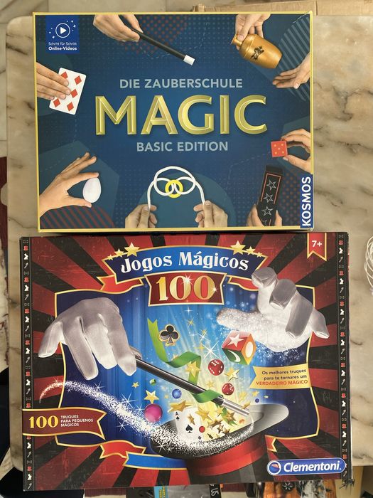 Conjunto de 2 jpgos de Magia