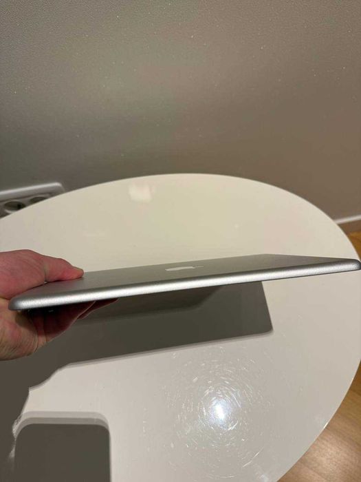 iPad 5 поколение 32GB wi-fi 2017