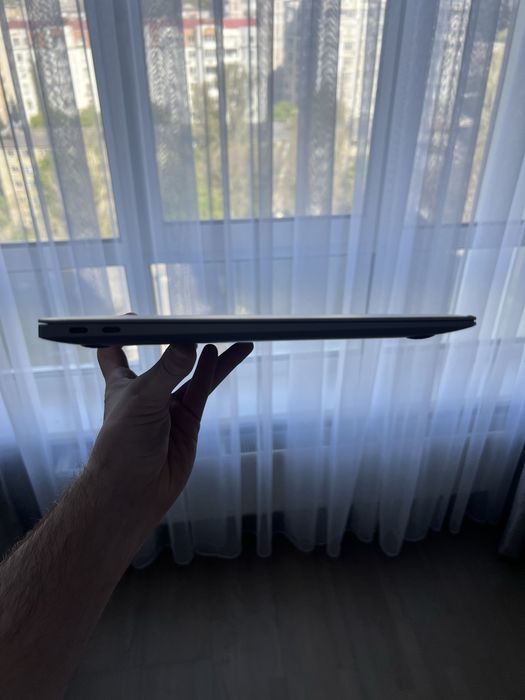 MacBook Air 2020 i3 256 gb 13’