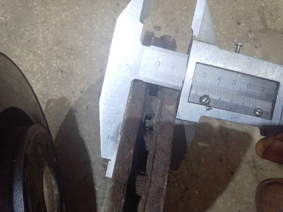 Тормозні Диски Audi A6 C7 .