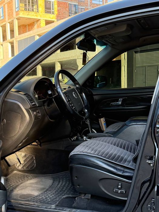 Ssang Yong Rexton 2.7 дизель,автомат ,4x4