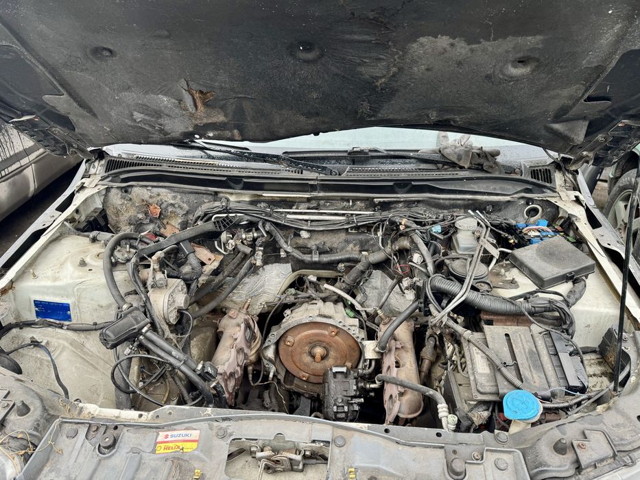 Suzuki Grand Vitara 2.7 газ/бенз автомат 4х4