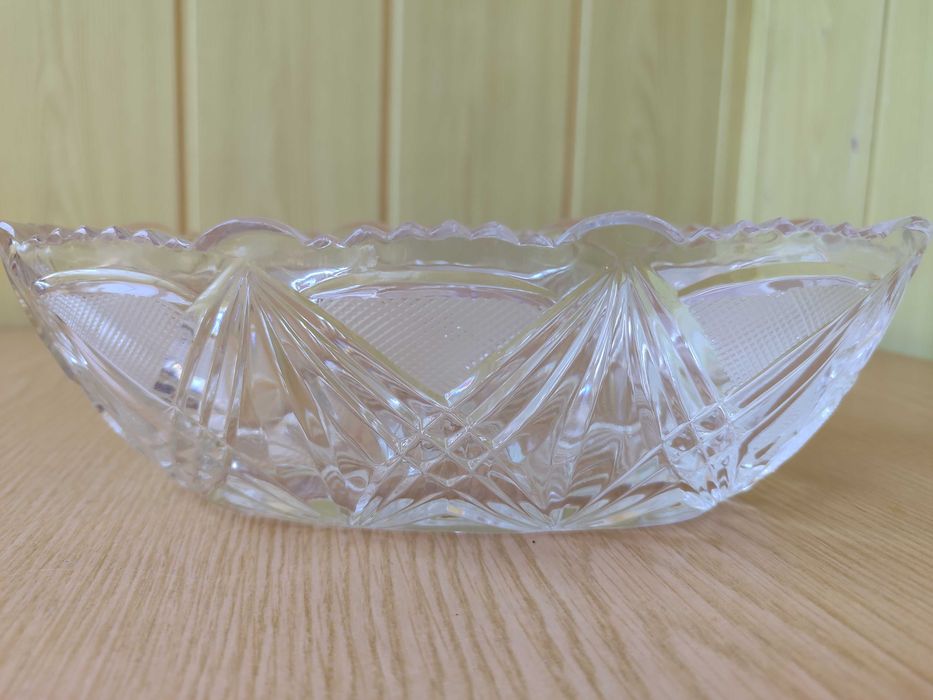 Кришталевий салатник, ладья