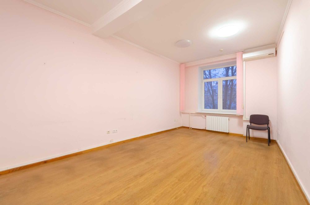 Офіс для психолога, б'юті кабінет на Подолі, 28 м2. ЗАВЖДИ Є ІНТЕРНЕТ!