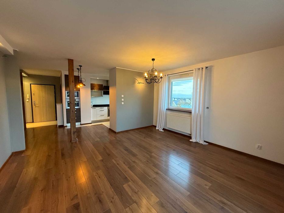 Mieszkanie 3 pokoje 70.11 m2 / 3/4 piętro - hala garażowa