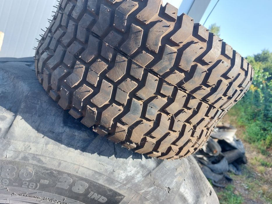 Opona 20x10.00-10