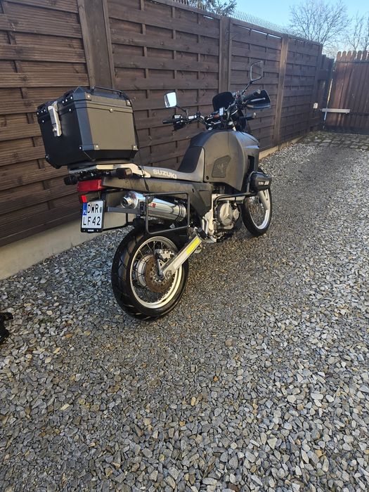 Suzuki DR 800 BIG SUPERstan