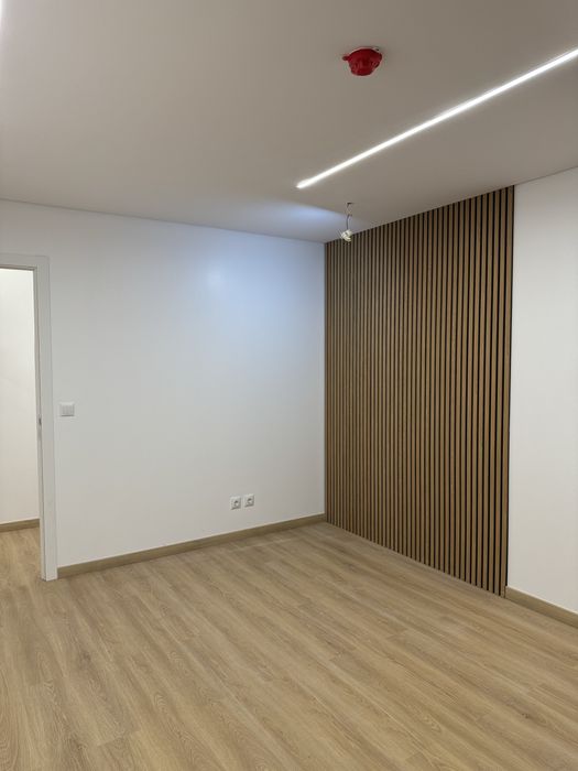 Remodelamos Espaços. Valorizamos Negócios.