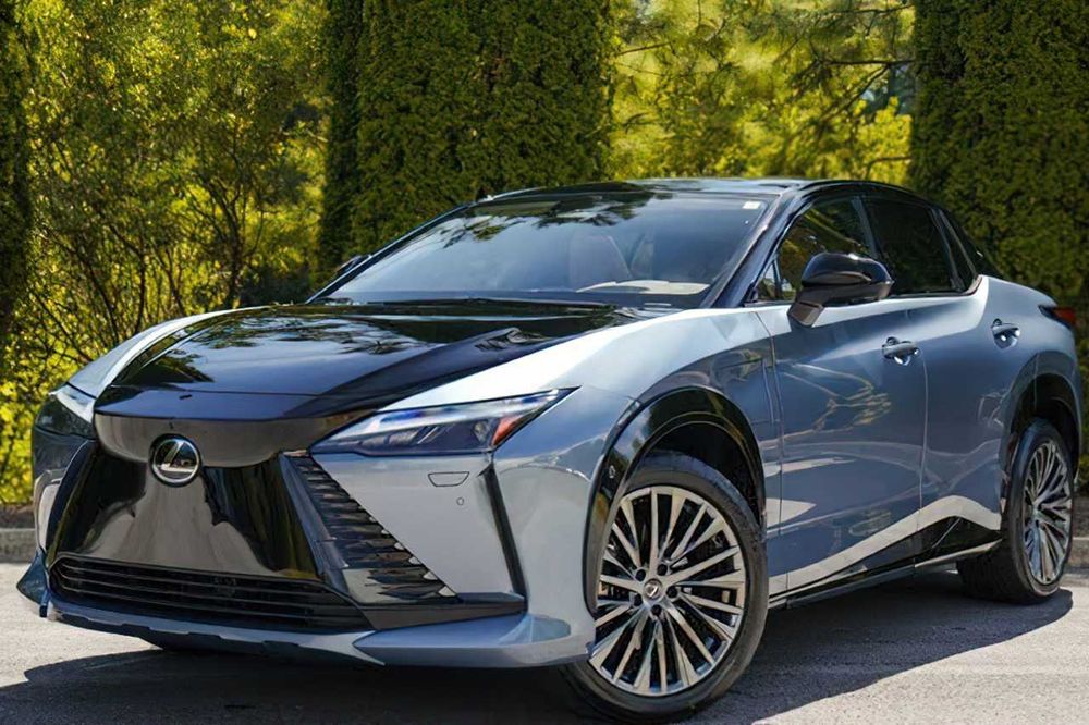 Lexus RZ      2024