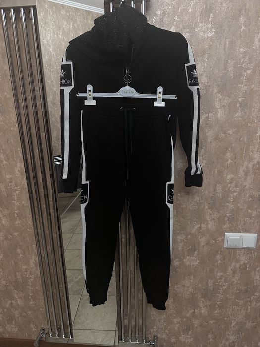 Костюм турецького  виробника s розмір