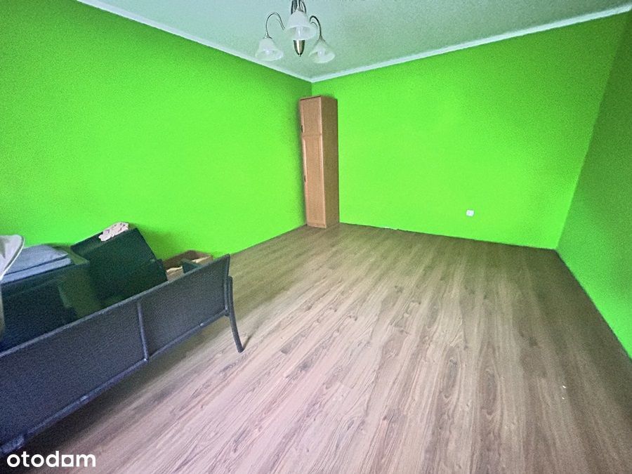 Wolnostojący dom dla dużej rodziny/2 osobne wejścia/5pokoi/poddasze uż