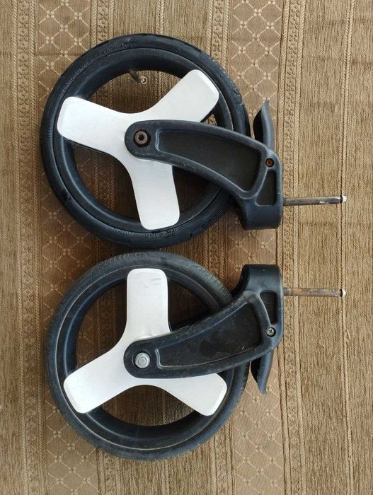 Колеса дитячої коляски.30 см х 10 мм.