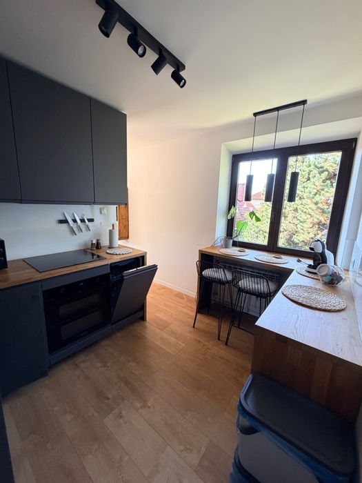 80 m² w centrum Wieliczki | Klimatyzacja, parking, 2 balkony | Wysoki standard