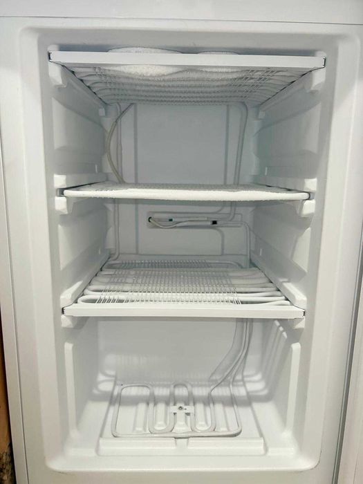 Arca Congeladora Vertical c/ 3 gavetas