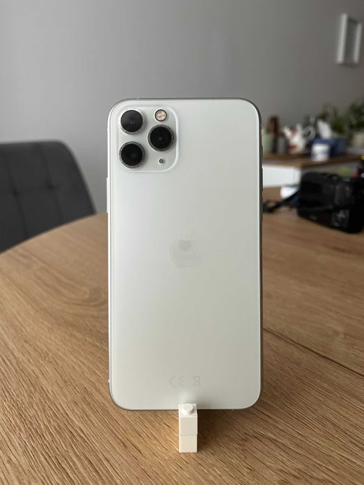 Iphone 11 Pro 64gb, Gold, stan dobry, stan baterii 100%
