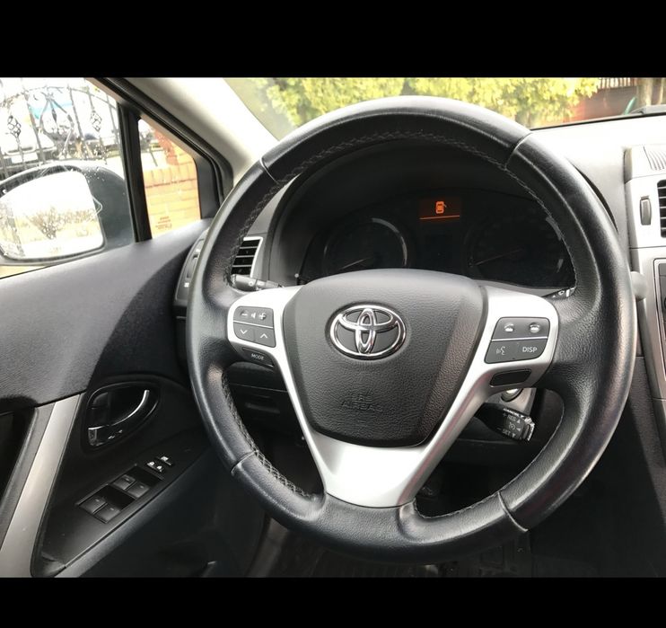 Toyota Avensis Combi 2012r