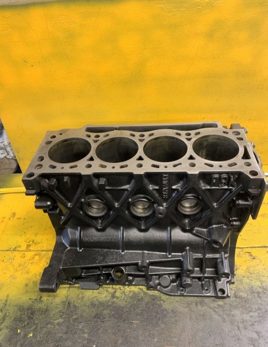 Блок під розточку росточку гильзовку гильзовку 1.9 Рено трафик f9k f9a