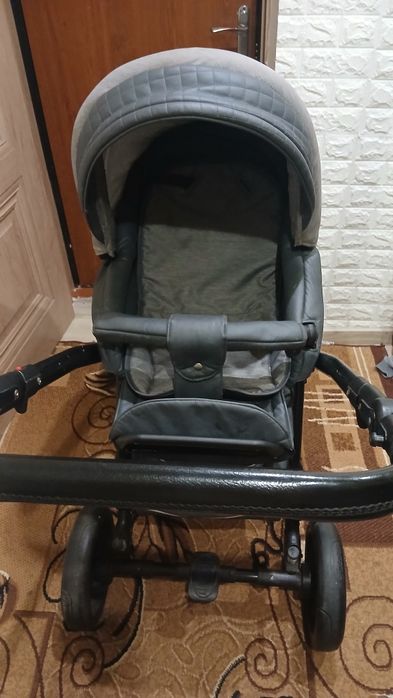 Продам коляску 2 в 1