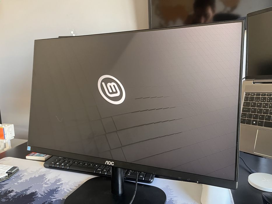 Monitor AOC 24B2