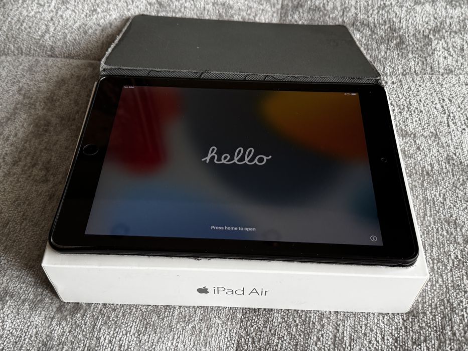 iPad Air 2 Wi-Fi & LTE Cellular 64GB Space Gray