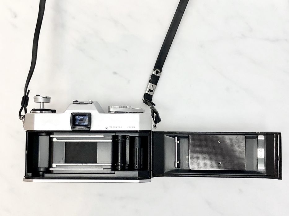 Yashica FX-2 + 50mm f1.9 Lens + Flash64738831821955124