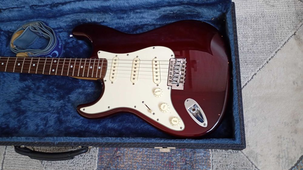 Gitara elektryczna leworęczna Westfield