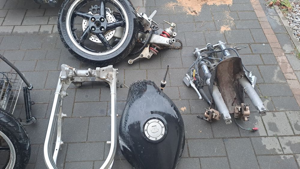 Honda VFR 750 RC 36 Rama dokumenty PL