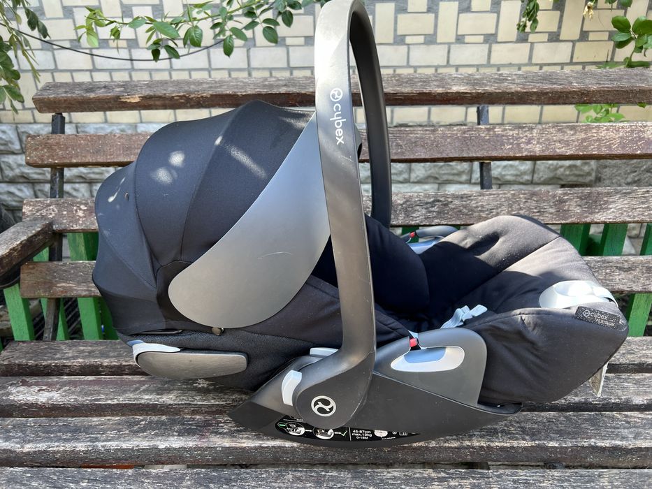 Автокрісло Cybex Cloud Z i-Size чорного кольору (2 шт / двійня )