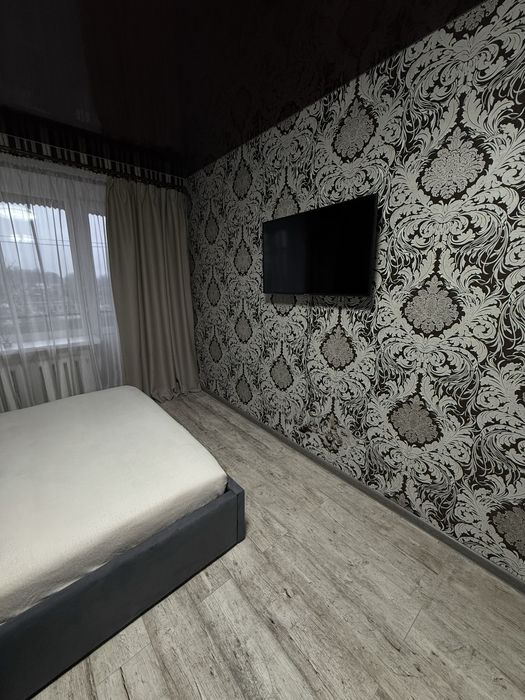 Квартира подобово в центрі міста з євроремонтом