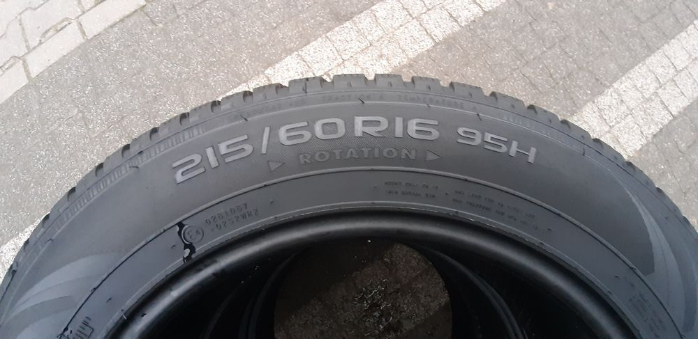 215/60R16 95H Nokian WRD3 komplet zima Sharan Passat B. Ładne
