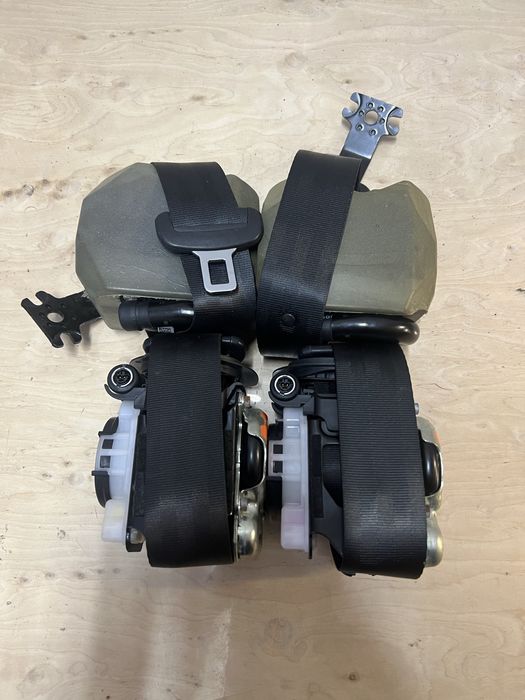 Відновлення ремнів безпеки авто