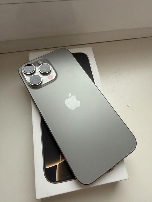 iPhone 16 Pro Max 512 gb Natural Titanium