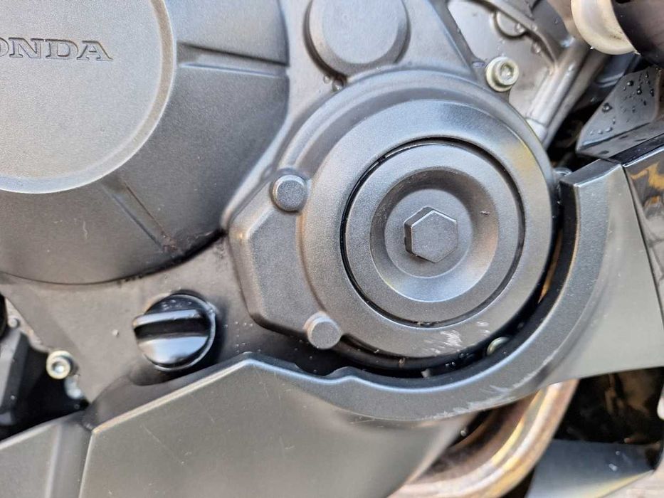 HONDA CBR650F em muito bom estado
