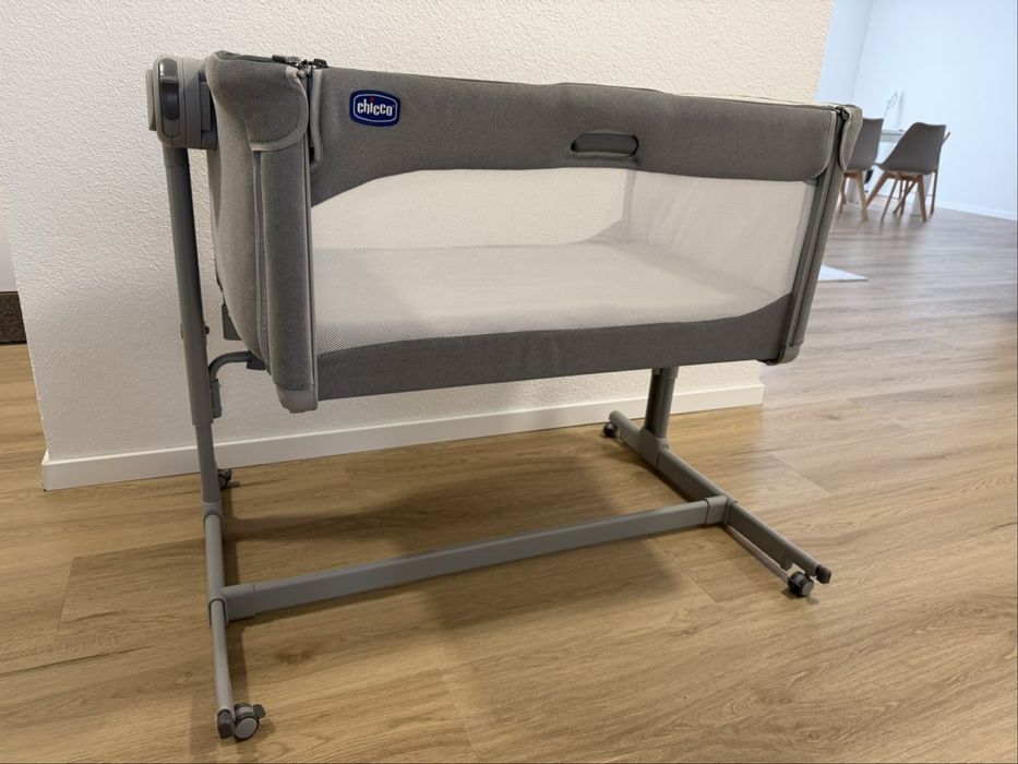 Дитяче приставне ліжечко Chicco