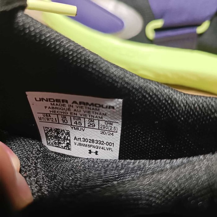 Under Armour Flow Futr X 4 SOS r. 45 (29 cm) Black/Purple